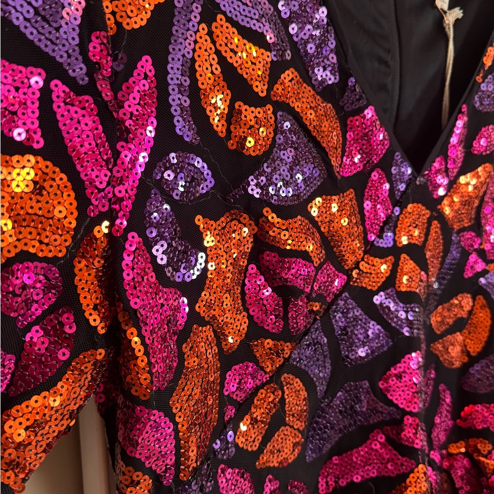 MELLODAY Sequin Embellished Top in Purple and Orange - Picture 2 of 3